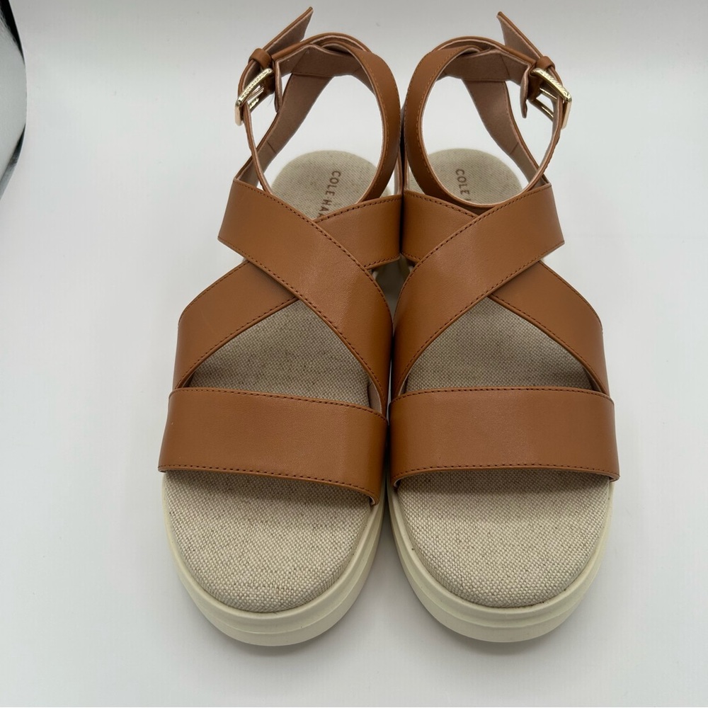 NWB Cole Haans Womens Grandpro rally castine heeled sandals size 7.5 Pecan ivory